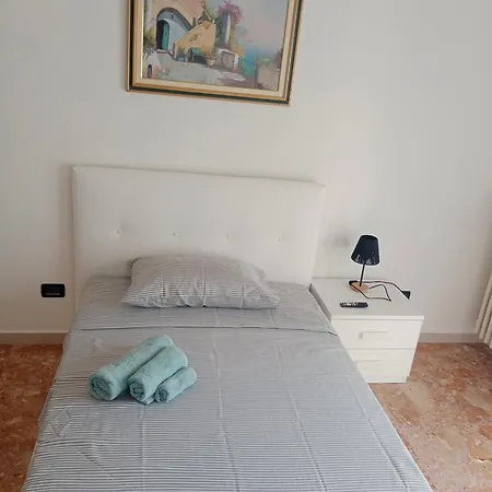 Stay&go Apartamento Vercelli